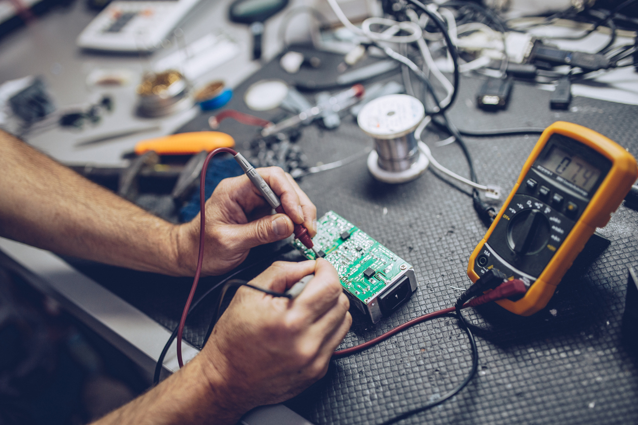 Un entrepreneur de Malestroit répare les appareils électroménagers et matériels informatiques